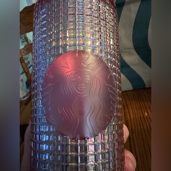 Starbucks 2023 Iridescent Pink Silver ‘Bubblegum Grid’ Cold Cup Tumbler - Picture 4 of 8